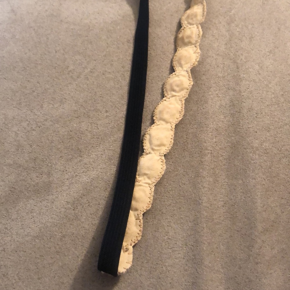 Gorgeous faux pearl and gold glass bead headband - Picture 5 of 7